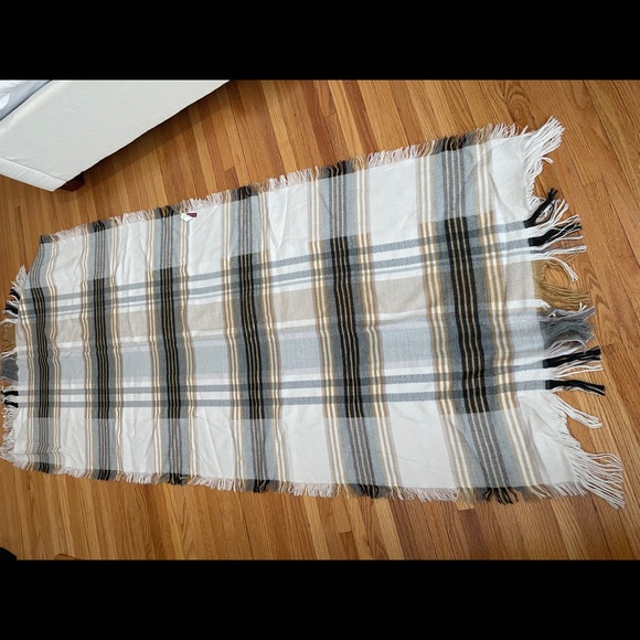 Merona Blanket Scarf - Picture 3 of 3